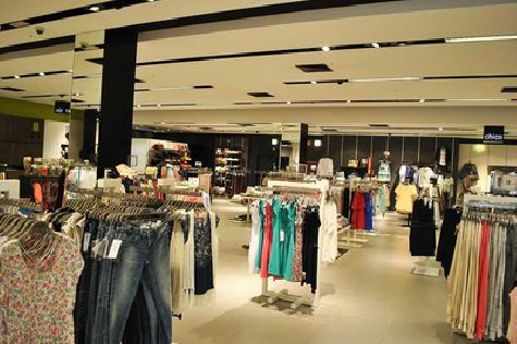 泰和县商场里的店面怎么装修？